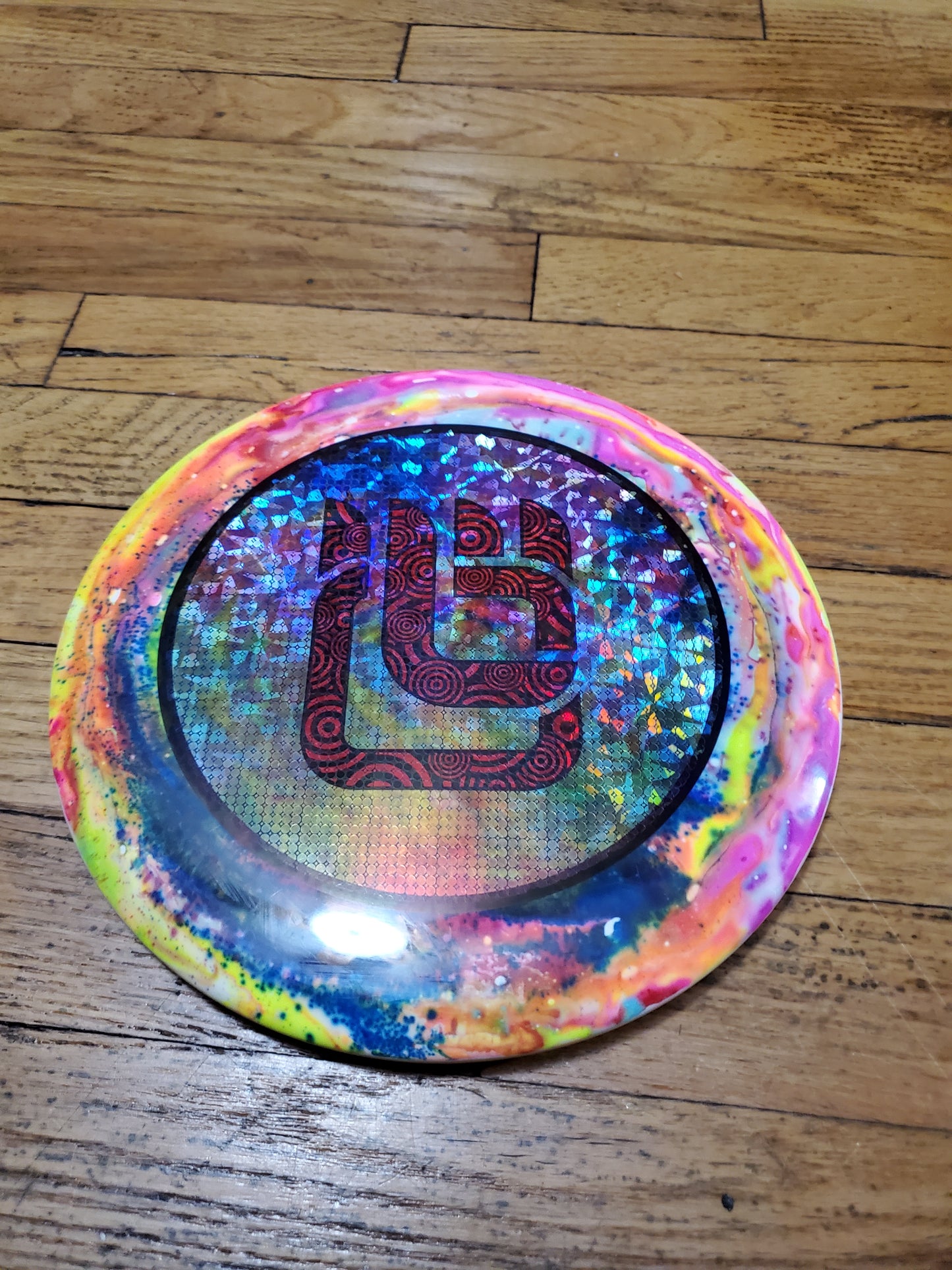 Latitude 64xHand Eye Gold Line Anchor