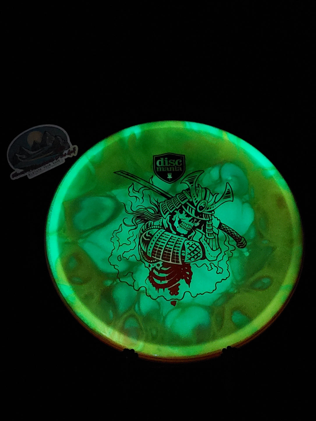 Discmania Active Premium Glow Shogun